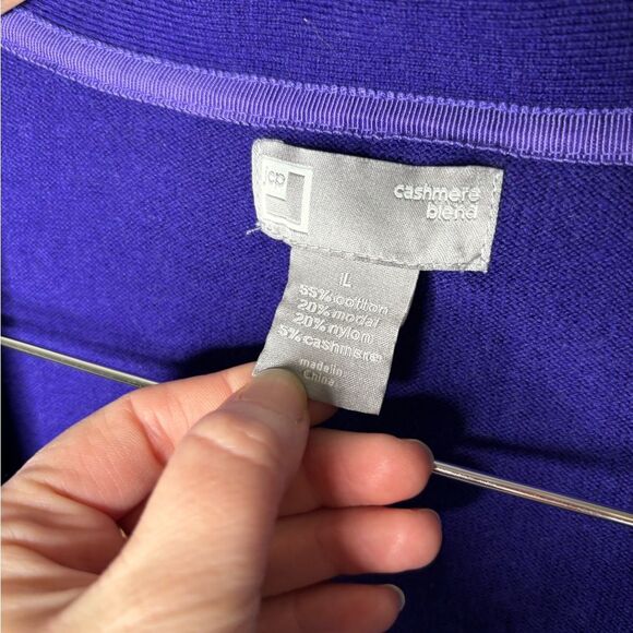 JCPenney large cashmere blend purple button down cardigan sweater with pockets - Picture 2 of 3